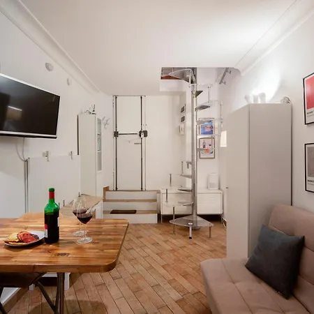 Cozy Nest * Rom